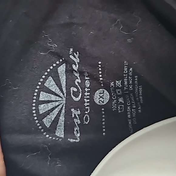 Dog graffic t-shirt - Picture 2 of 2